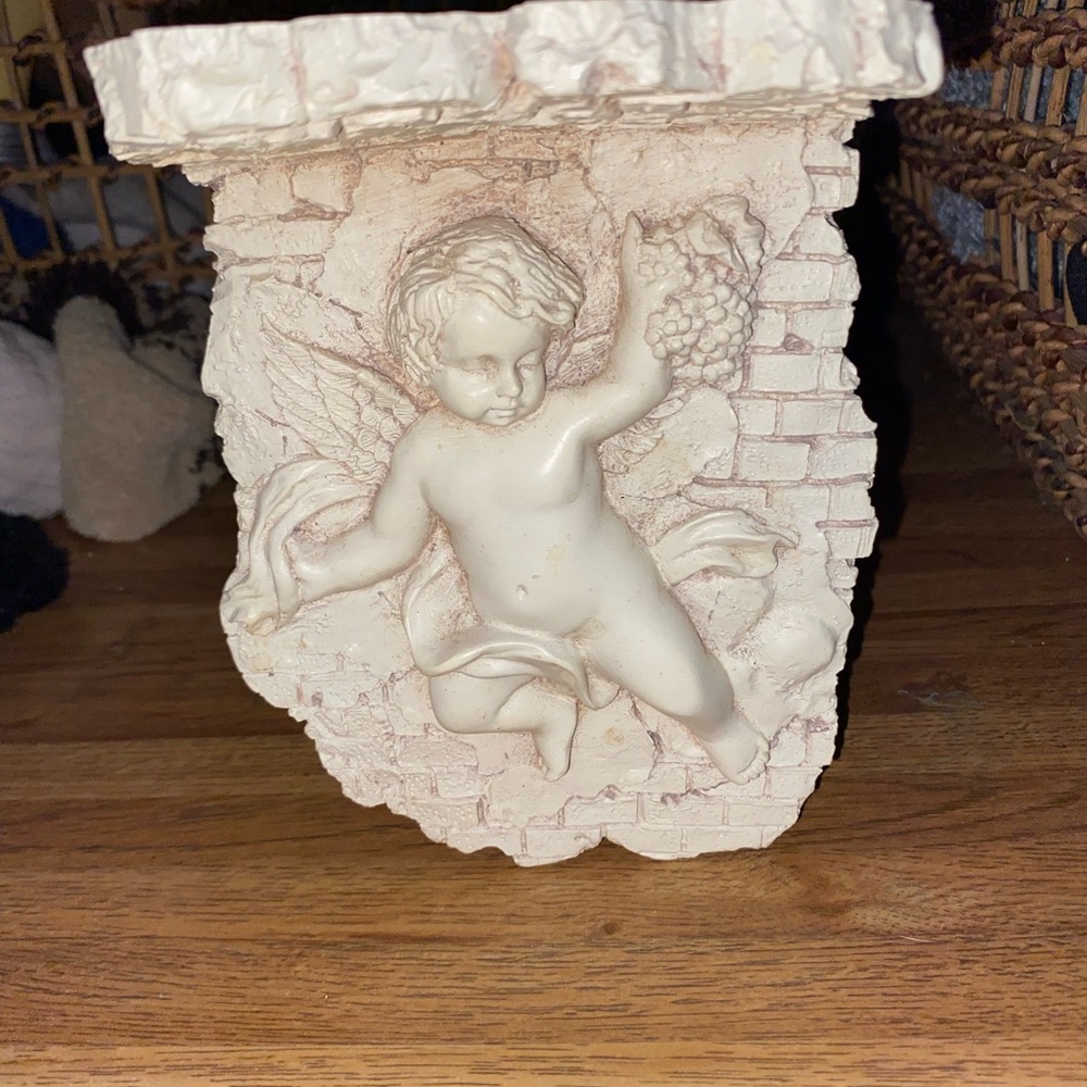 Cherub Wall Decor Plaque angel shelve